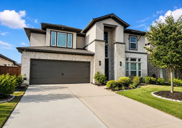 Photo 2 of Single family home for sale at 13726 Duro Blf Dr, Cypress, TX 77429 | MLS# 37478504 | Listing updated on 2026-09-09
