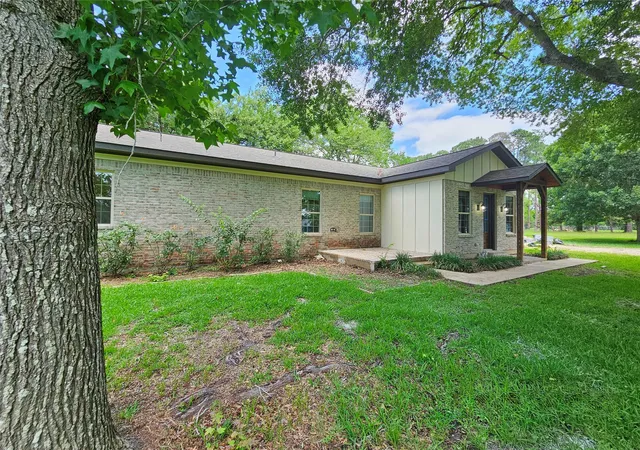 5th image of 459 Live Oak Rd, Wharton, TX 77488 | MLS# 77107050