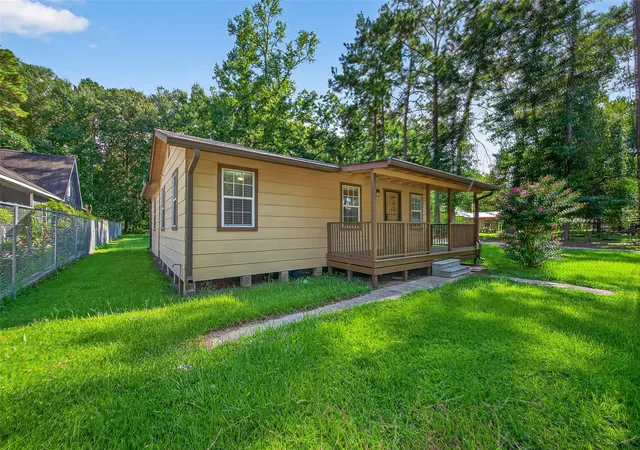 Photo 3 of Single family home for sale at 109 Meadows St, Cleveland, TX 77328 | MLS# 28170301 | Listing updated on 2026-06-30