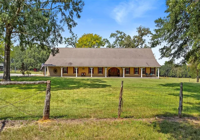 2nd image of 7875 Willys Rd, New Waverly, TX 77358 | MLS# 31519284