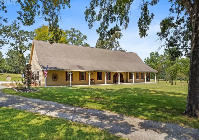 3rd image of 7875 Willys Rd, New Waverly, TX 77358 | MLS# 31519284