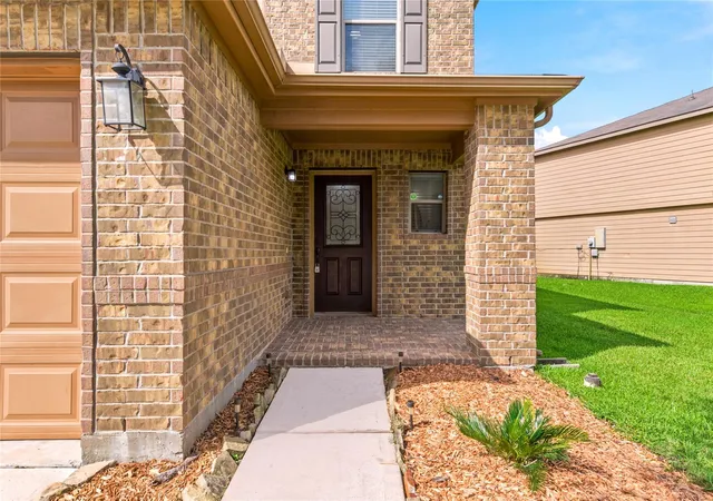 Photo 3 of Single family home for sale at 18919 Remington Springs Dr, Houston, TX 77073 | MLS# 27140797 | Listing updated on 2026-09-20