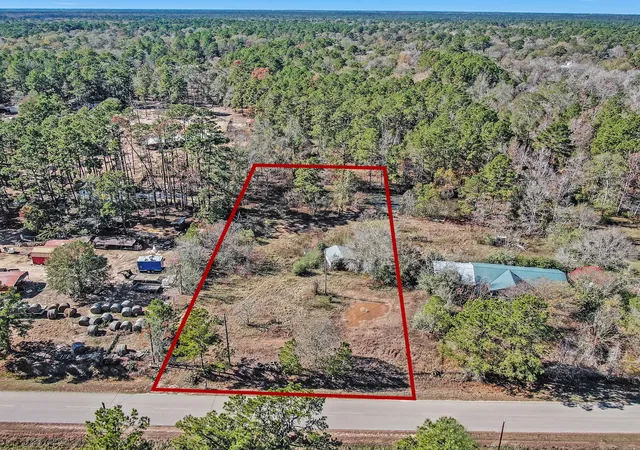 Photo 1 of Sale Pending at 6931 Hidden Acres Dr, Cleveland, TX 77328 | MLS# 81401172 | Listing updated on 2026-08-28