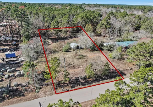 Photo 2 of Sale Pending at 6931 Hidden Acres Dr, Cleveland, TX 77328 | MLS# 81401172 | Listing updated on 2026-08-28