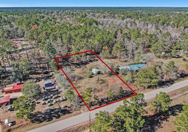Photo 4 of Sale Pending at 6931 Hidden Acres Dr, Cleveland, TX 77328 | MLS# 81401172 | Listing updated on 2026-08-28