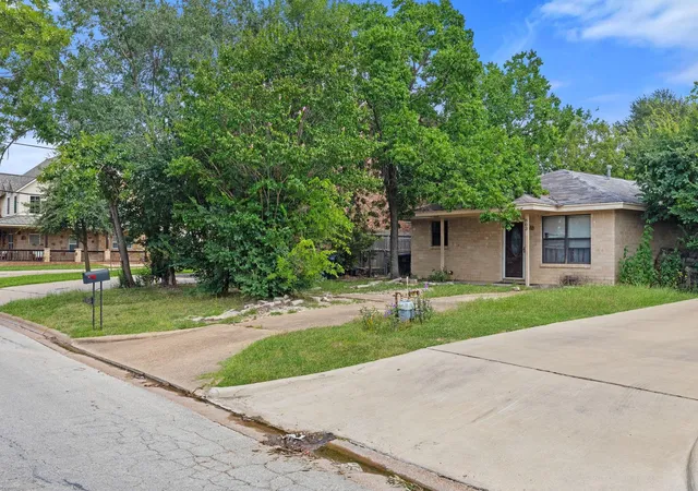 1st image of 803 Fairview Ave, College Station, TX 77840 | MLS# 77262659