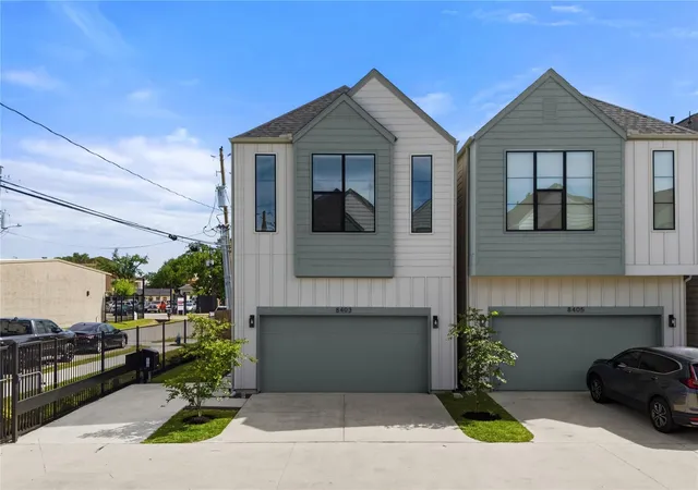 2nd image of 8419 Pech Landing Dr, Houston, TX 77055 | MLS# 28854055