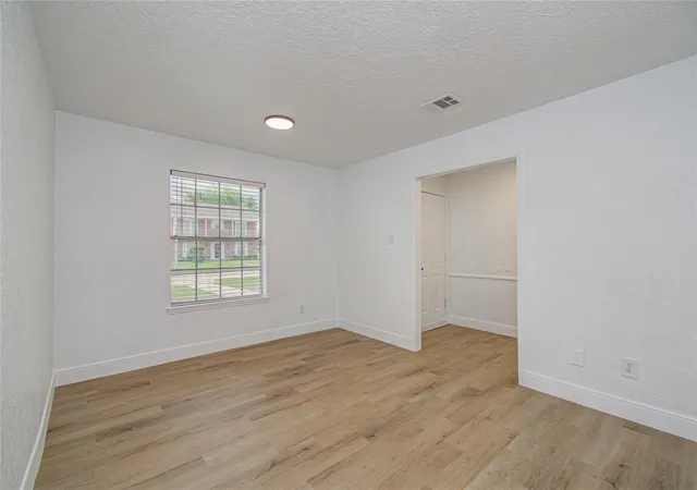 5th image of 12102 Monticeto Ln, Meadows Place, TX 77477 | MLS# 82853787