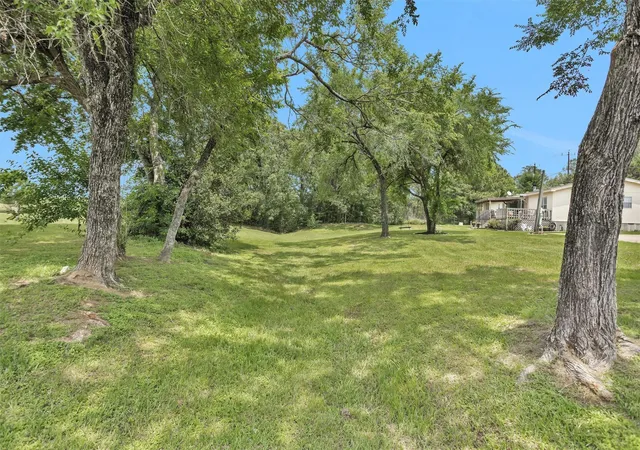 Photo 4 of Land for sale at 28136 Old Hwy 105 W, Montgomery, TX 77316 | MLS# 72068709 | Listing updated on 2026-09-15