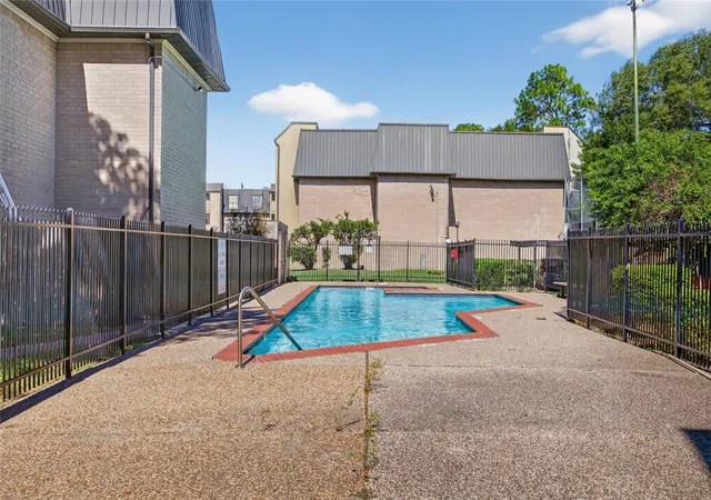 2nd image of 8527 Hearth Dr, Houston, TX 77054