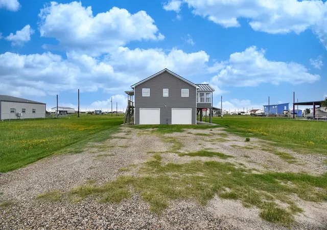 Homes for sale in Palacios, TX | 90 Blue Fish, Palacios, TX 77465 | MLS# 15472975