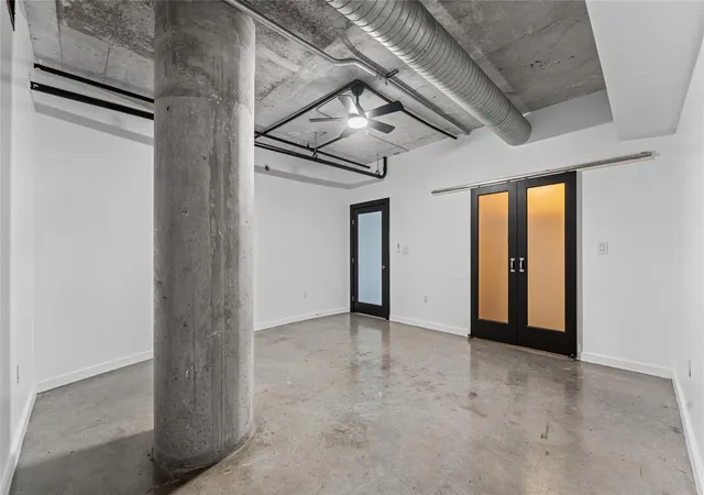 5th image of 2000 Bagby St #11416, Houston, TX 77002 | MLS# 67615765