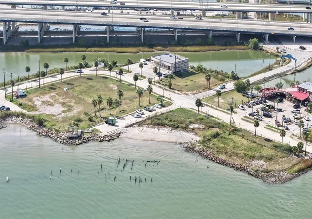 1st image of 305 Bath Street, Seabrook, TX 77586 | MLS# 2193734