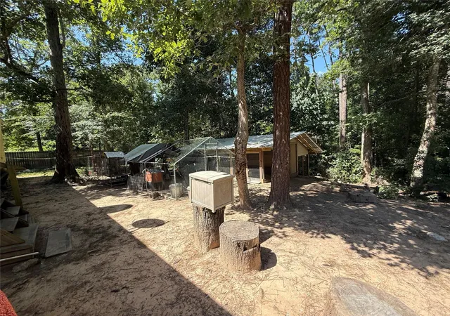 4th image of 285 County Road 2221, Cleveland, TX 77327 | MLS# 47161669