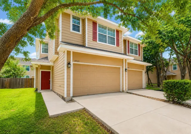1st image of 17519 Bering Bridge Ln, Humble, TX 77346 | MLS# 49650897