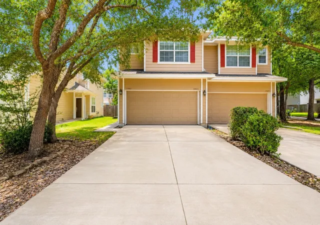 2nd image of 17519 Bering Bridge Ln, Humble, TX 77346 | MLS# 49650897