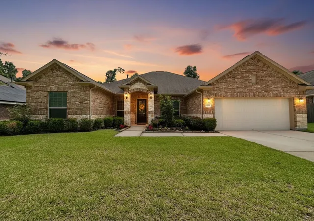 Photo 1 of Single family home for sale at 2051 Brookmont Dr, Conroe, TX 77301 | MLS# 91618739 | Listing updated on 2026-09-10