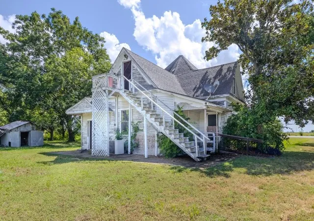3rd image of 23378 State Hwy 35 S, Palacios, TX 77465 | MLS# 10320098