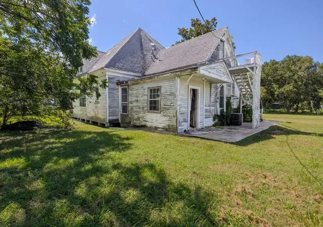 4th image of 23378 State Hwy 35 S, Palacios, TX 77465 | MLS# 10320098