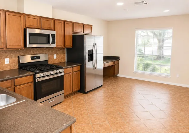 4th image of 110 Rodeo Dr, Manvel, TX 77578 | MLS# 45714451