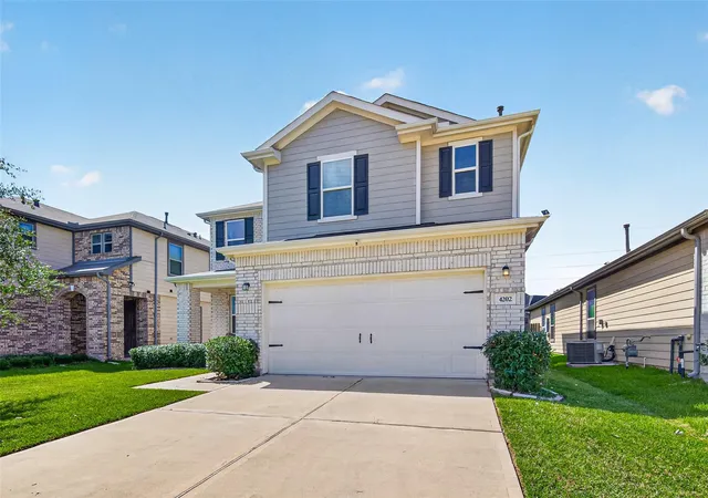 Photo 3 of Single family home for sale at 4202 Shady Palmetto Dr, Houston, TX 77068 | MLS# 58806843 | Listing updated on 2026-09-13