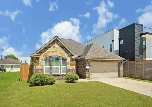 Photo 2 of Single family home for sale at 7905 Livingston St, Houston, TX 77051 | MLS# 5852229 | Listing updated on 2026-09-15