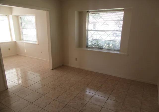 3rd image of 12215 Pompano Ln, Houston, TX 77072 | MLS# 15775876