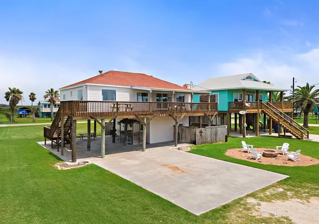 2nd image of 417 Olive St, Freeport, TX 77541 | MLS# 74473085