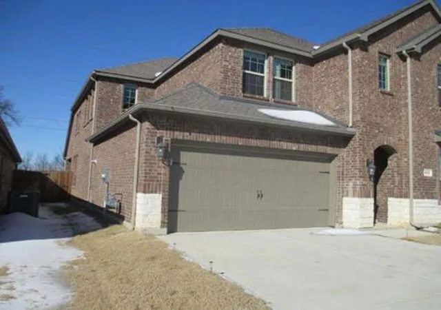 Photo 2 of Single family home for sale at 3717 Tracewood Bnd, Aubrey, TX 76227 | MLS# 80642293 | Listing updated on 2026-08-26