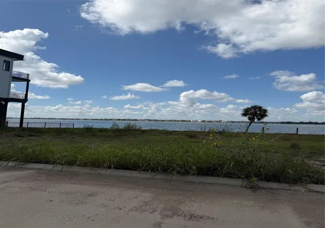 6th image of 4413 Tucker Ln, Seabrook, TX 77586 | MLS# 40372852