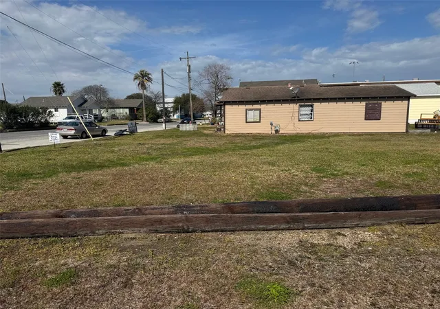 Photo 3 of Land for sale at 19   44th, Galveston, TX 77550 | MLS# 55338516 | Listing updated on 2026-07-17