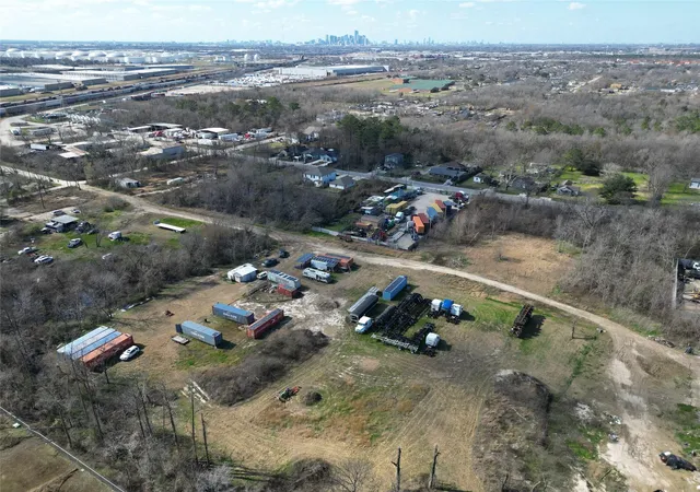 4th image of 5504 Balfour, Houston, TX 77028 | MLS# 78183042