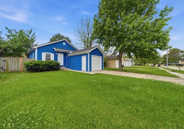 Photo 2 of Single family home for sale at 11730 Greenglen Dr, Houston, TX 77044 | MLS# 81550234 | Listing updated on 2026-08-06