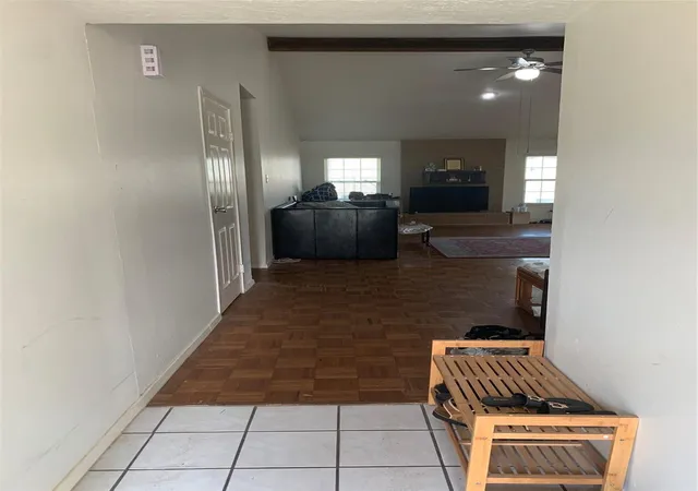 Photo 2 of Single family home for sale at 10514 Clear Cvs Ln, Houston, TX 77041 | MLS# 50246113 | Listing updated on 2026-06-25