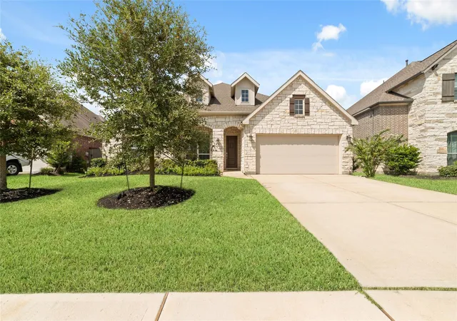 Photo 2 of Single family home for sale at 2718 Camellia Ave, Brookshire, TX 77423 | MLS# 81026302 | Listing updated on 2026-09-14