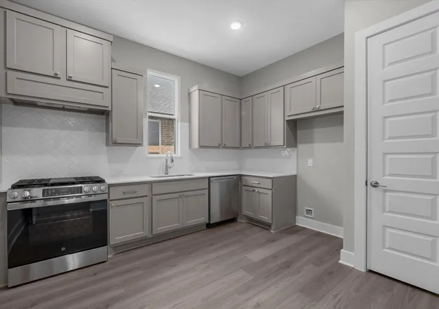 Photo 4 of Single family home for sale at 2715 Crown Ridge Dr, Missouri City, TX 77459 | MLS# 40836580 | Listing updated on 2026-09-15