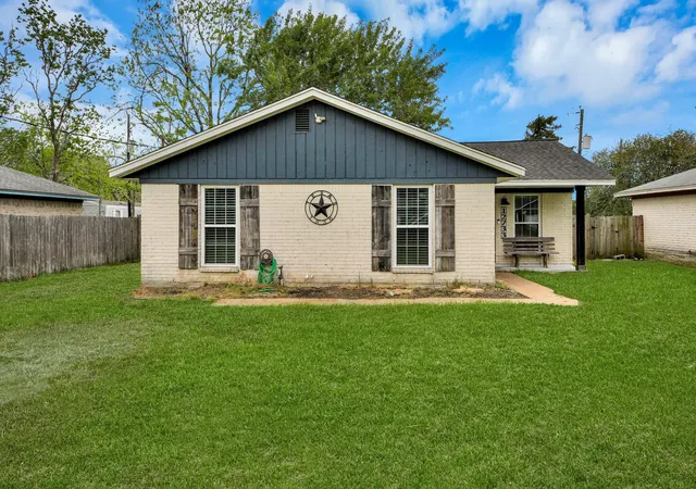 1st image of 12733 7th St, Santa Fe, TX 77510 | MLS# 27829054