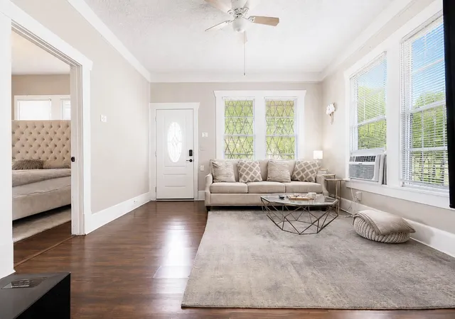 Photo 4 of Single family home for sale at 4019 Garrow St, Houston, TX 77003 | MLS# 61638972 | Listing updated on 2026-08-28