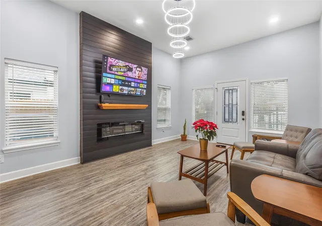 Photo 3 of Single family home for sale at 2711 Eagle St, Houston, TX 77004 | MLS# 76589854 | Listing updated on 2026-08-25