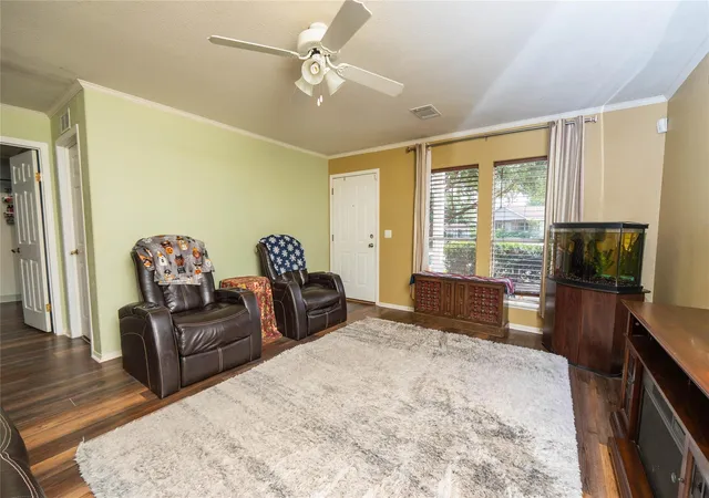 5th image of 10130 Summerberry Ln, Tomball, TX 77375 | MLS# 53850160