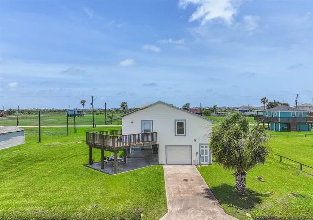 Photo 2 of Single family home for sale at 4019 3rd Street, Galveston, TX 77554 | MLS# 372349 | Listing updated on 2026-08-31