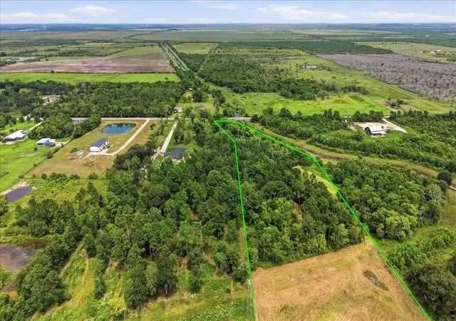 5th image of 20680 Englin, Winnie, TX 77665 | MLS# 33002950