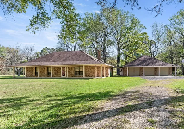 Homes for sale in Beaumont, TX | 11995 Burrell Cemetery Rd, Beaumont, TX 77705 | MLS# 38974804
