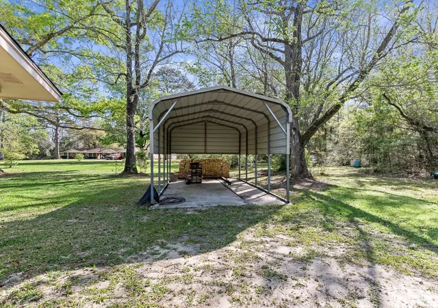 Homes for sale in Beaumont, TX | 11995 Burrell Cemetery Rd, Beaumont, TX 77705 | MLS# 38974804