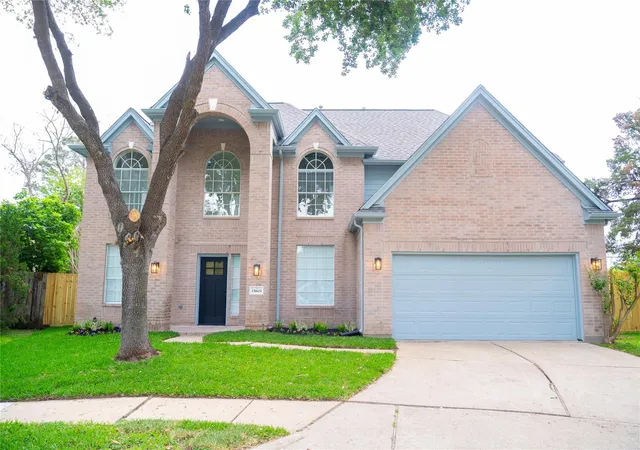 1st image of 15603 Edgemere Ct Ct, Sugar Land, TX 77498 | MLS# 89337615