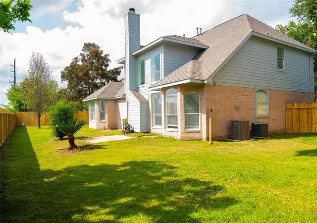 48th image of 15603 Edgemere Ct Ct, Sugar Land, TX 77498 | MLS# 89337615