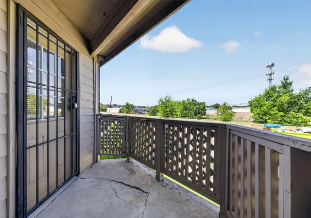 5th image of 12500 Sandpiper Dr #122, Houston, TX 77035 | MLS# 56720587