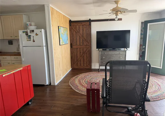 Photo 4 of Single family home for sale at 111 Dorsett Rd, Point Comfort, TX 77978 | MLS# 65948340 | Listing updated on 2026-08-01