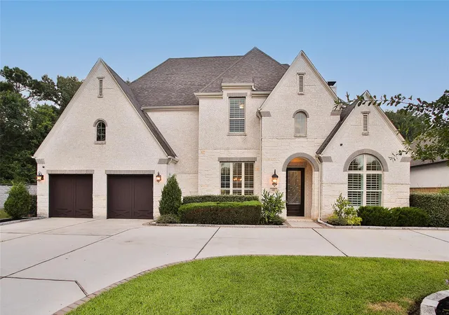 Photo 2 of Single family home for sale at 182 Caledonia Cir, Montgomery, TX 77316 | MLS# 13417759 | Listing updated on 2026-10-07
