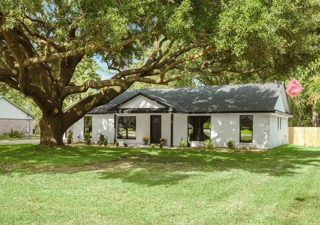 5th image of 30706 Mckinney Dr, Tomball, TX 77375 | MLS# 68187817